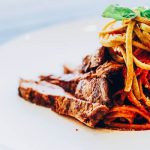 narancsos sertéshús tésztával