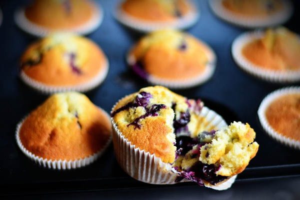 cukros-ropogós muffin áfonyával