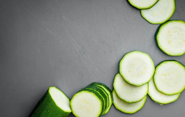 vegetáriánus pörkölt cukkiniből