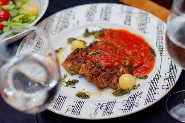 csirke boros szósszal