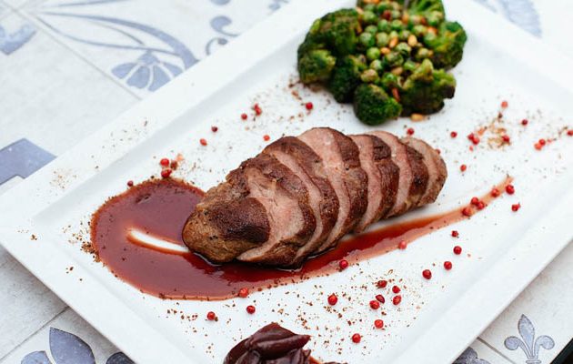 málnaszószos sertésszelet