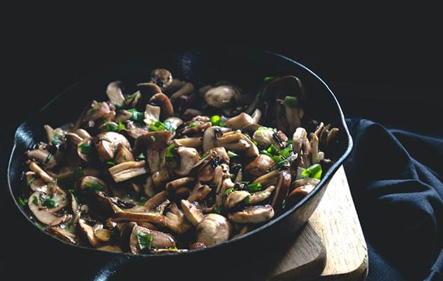 gomba görög módra