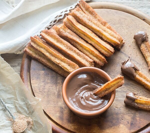 churros forró étcsokoládé öntettel